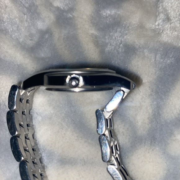 Beautiful Gucci watch - Picture 7 of 9